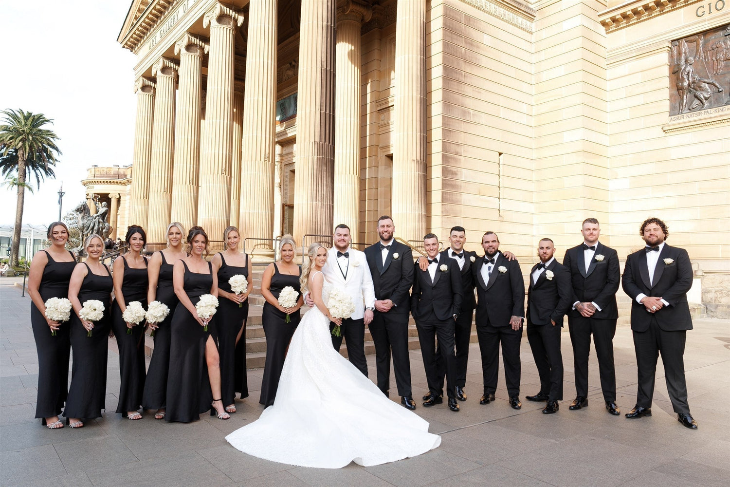 How to Choose a Groom's Wedding Suit
