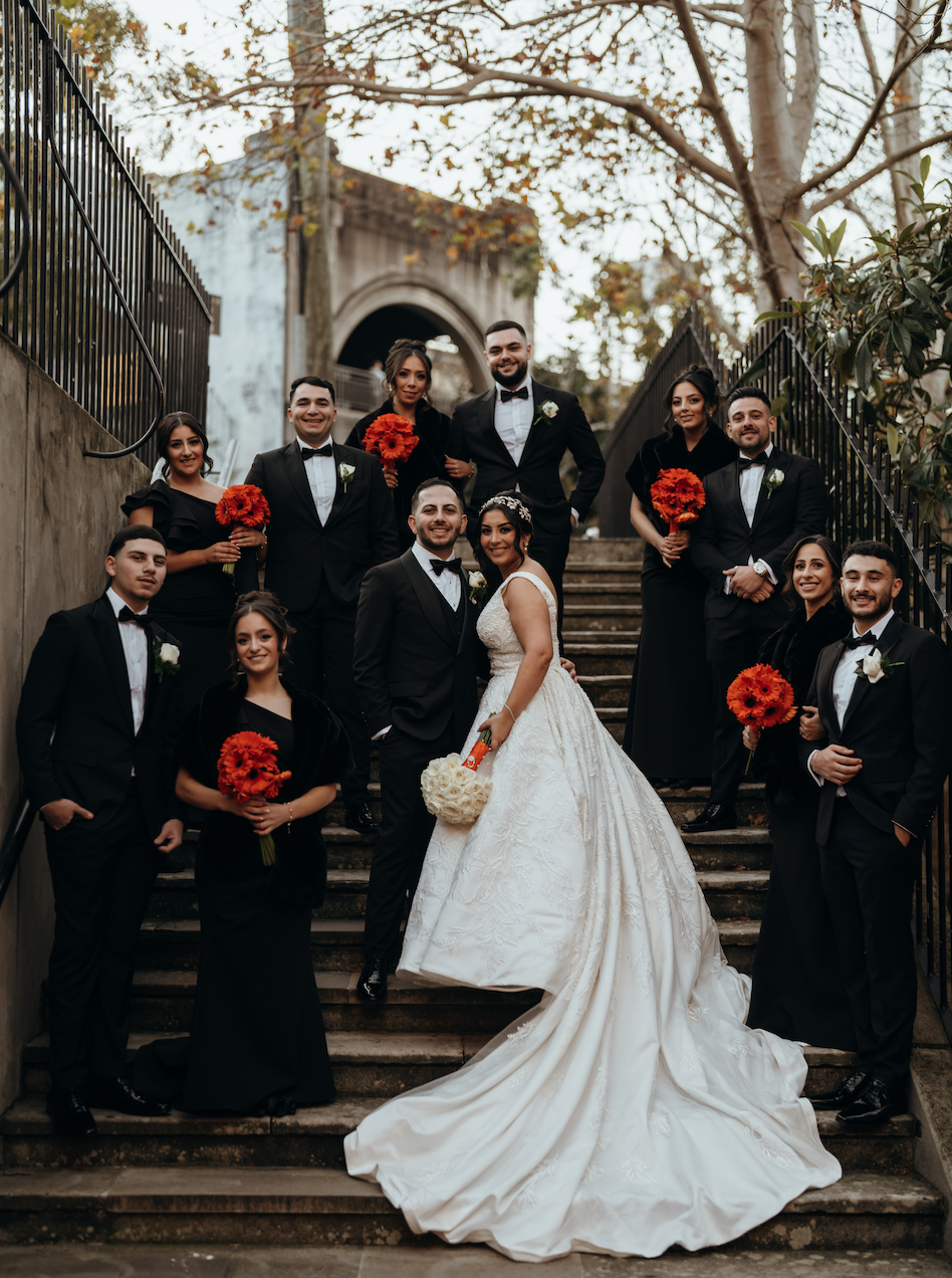 What Should Men Wear to a Wedding as a Guest?