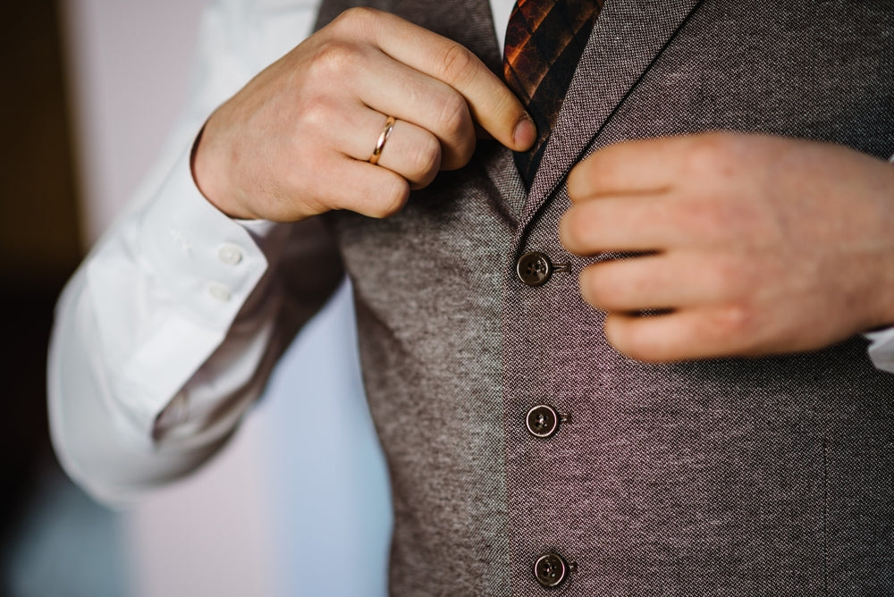 Waistcoat vs Vest: The Difference and How to Wear One